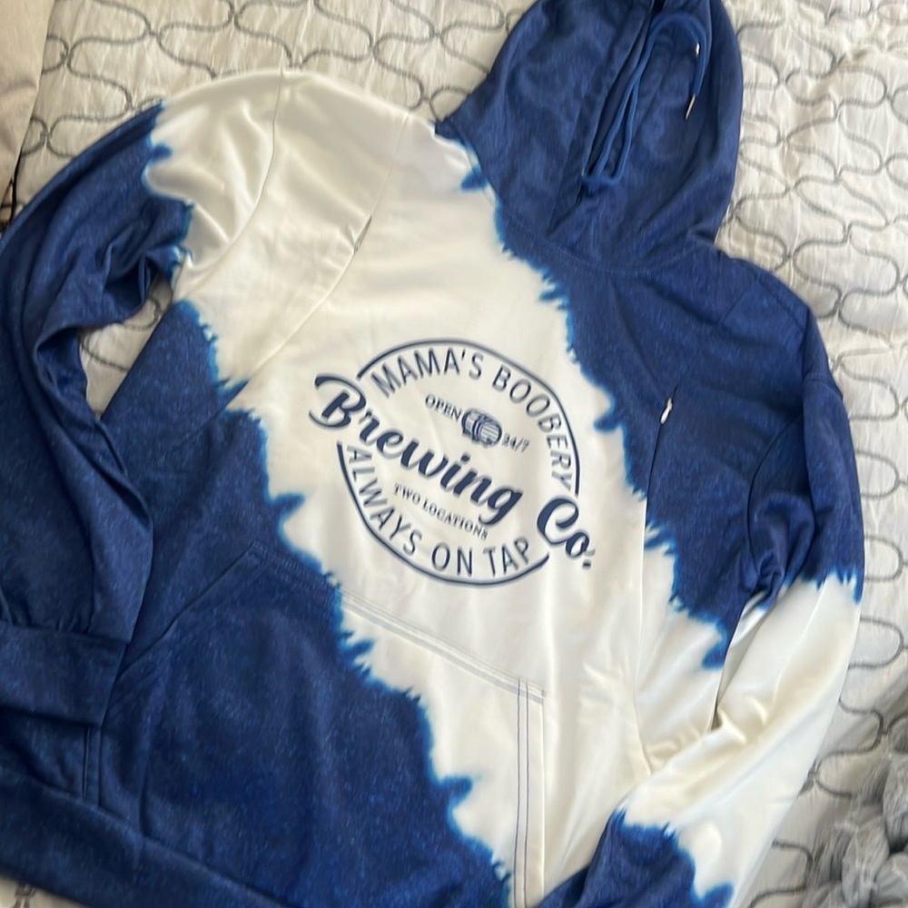 Breastfeeding hoodie
Brand new
Size small
